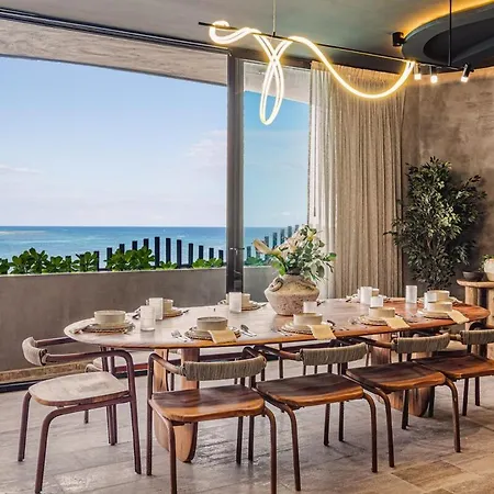 Beachfront 3br Penthouse W Private Pool Hot Tub & Gym Apartment
