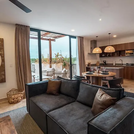 2-story Penthouse With Private Jacuzzi 5 Min Tulum