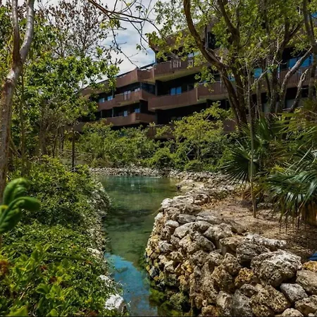 Beachside Penthouse Private Pool And Hot Tub Apartment *