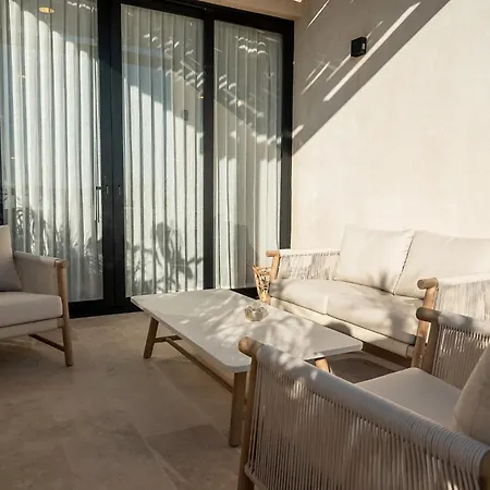 Apartment 2-story Penthouse With Private Jacuzzi 5 Min *