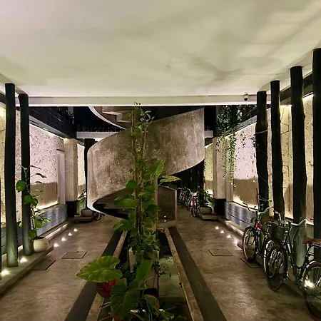 Black House - Modern 3br With Private Pool
