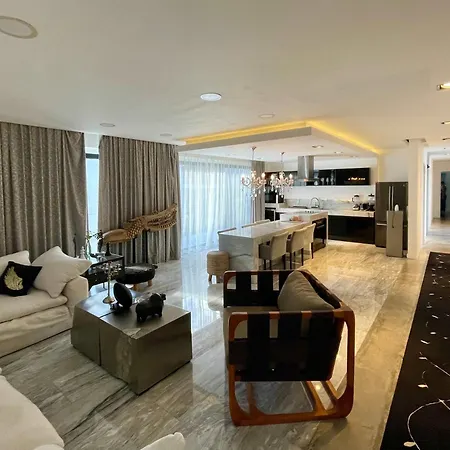 Apartment Black House - Stylish 3br In Aldea Zama With Rooftop
