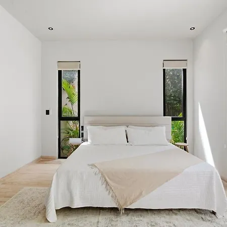 Elegant King | Private Plunge Pool