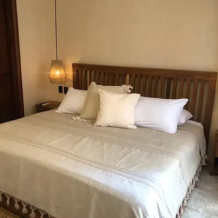Apartment Talulah Amazing 3 Bdr Penthouse Private Pool