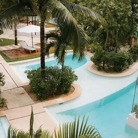 Park Lagunas Apartment *