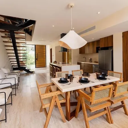 Private Oasis Mistiq, Rooftop Pool, Shuttle Villa