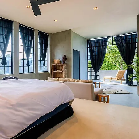 Ka'an 7br Estate Pool & Rooftop Holiday home *