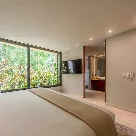 Holiday home Caiman Luxury 5br In Santos