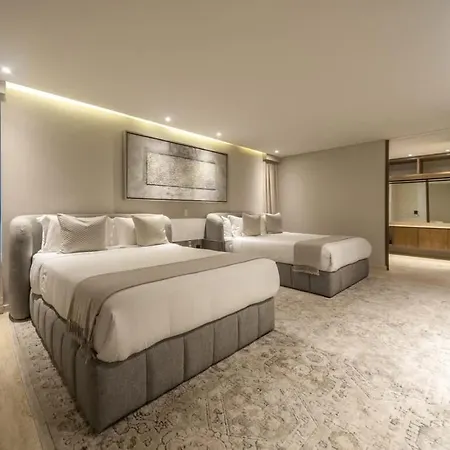 Caiman Luxury 5br In Santos *