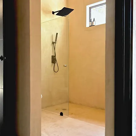 Ka'an 7br Estate Pool & Rooftop Holiday home *