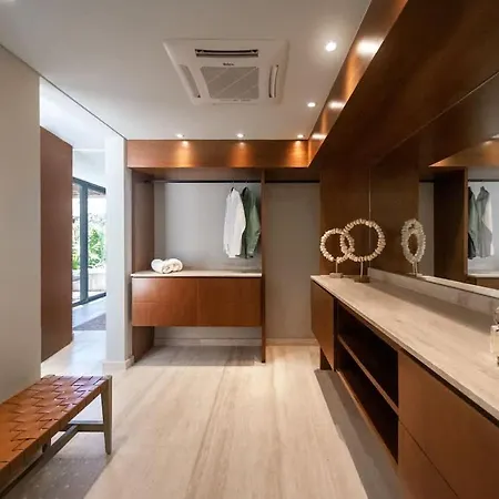 Holiday home Caiman Luxury 5br In Santos
