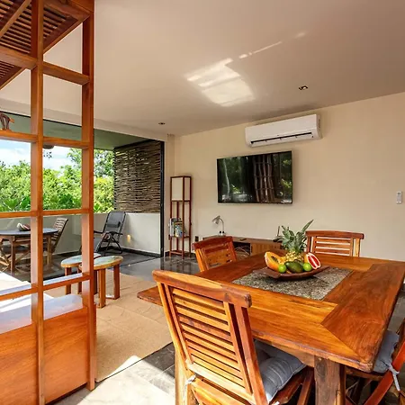 Apartment Modern 1br Jungle View Retreat In Humana With Rooftop Pool *