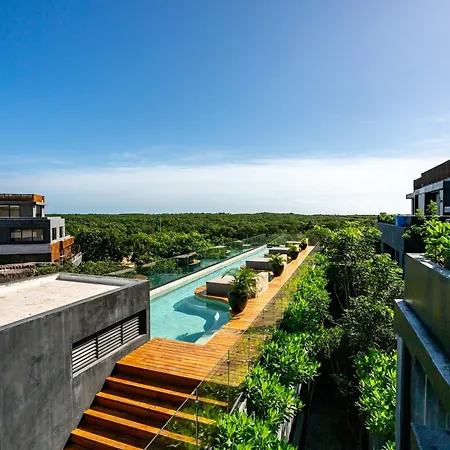 Modern 1br Jungle View Retreat In Humana With Rooftop Pool *