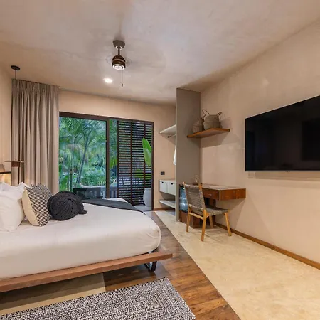 Era & 4* Tulum
