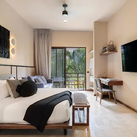 Era & 4* Tulum