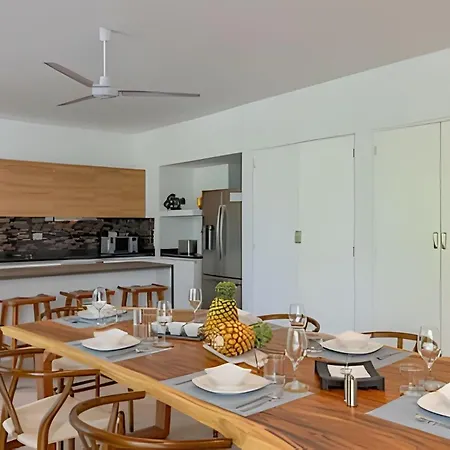 Holiday home Oasis Yaaxlum