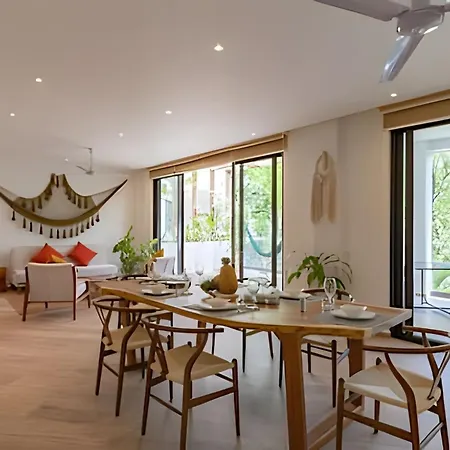 Oasis Yaaxlum Tulum