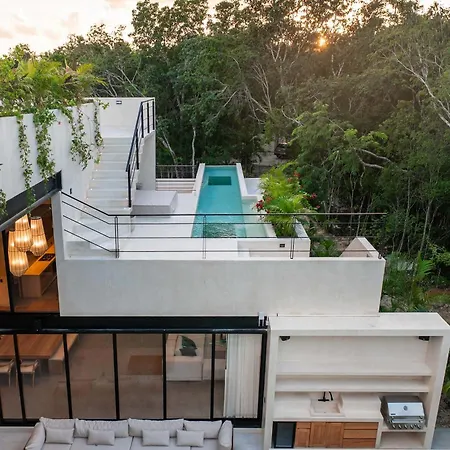 Casa W - Style 8 Bedroom With 2 Pools