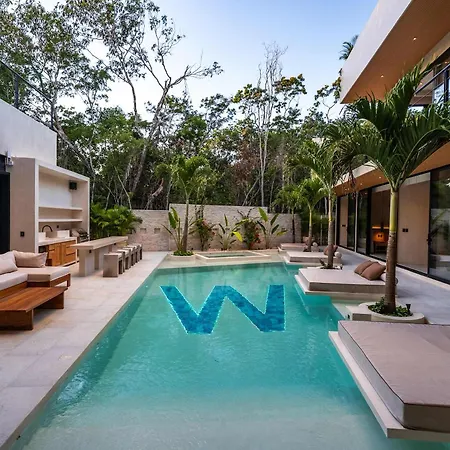 Villa Casa W - Style 8 Bedroom With 2 Pools *
