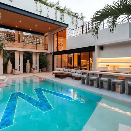 Casa W - Style 8 Bedroom With 2 Pools