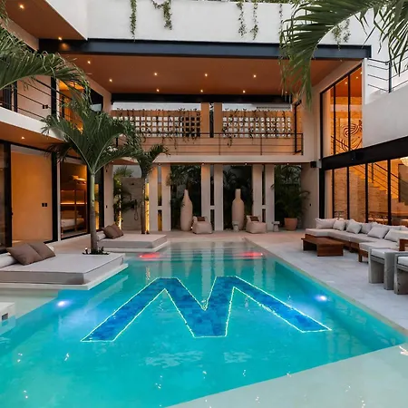 Casa W - Style 8 Bedroom With 2 Pools