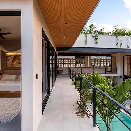 Villa Casa W - Style 8 Bedroom With 2 Pools