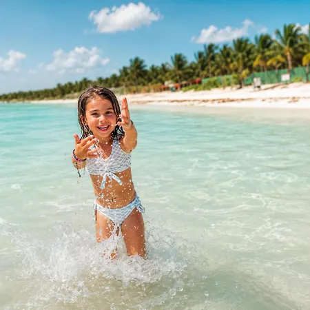Olivia Oceanfront Tulum