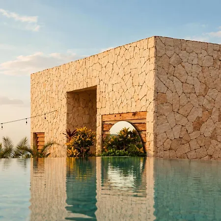 Olivia Oceanfront Hotel Tulum