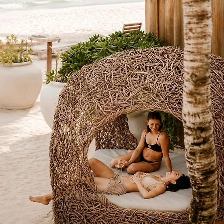 Hotel Olivia Oceanfront 5*