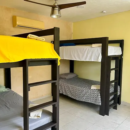 Nyx Temple Hostel *