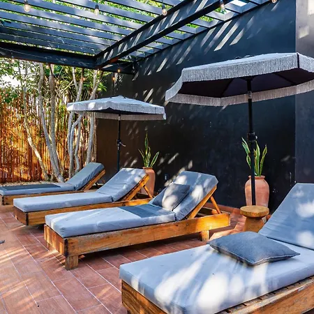 Villa Casa Naya - 2 Pools, Near Beach, Vip Concierge Tulum