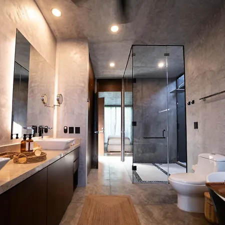 Villa The Four Luxury Villas, 8 Pools, 15 Brs, 38 Pax Tulum
