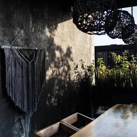 The Four Luxury Villas, 8 Pools, 15 Brs, 38 Pax Villa *