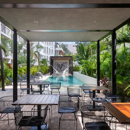 Aruna Apartment
