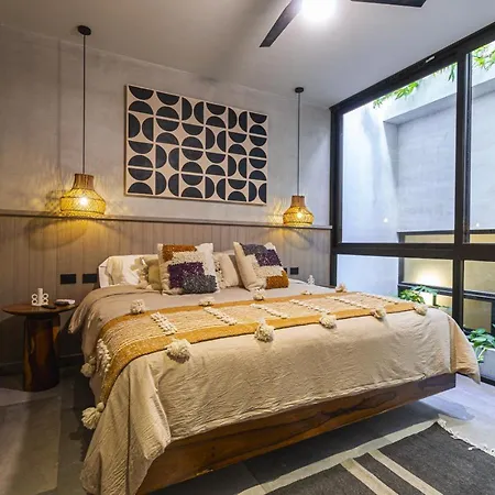 Luxury Beachfront 3br *