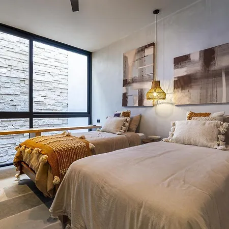 Apartment Luxury Beachfront 3br