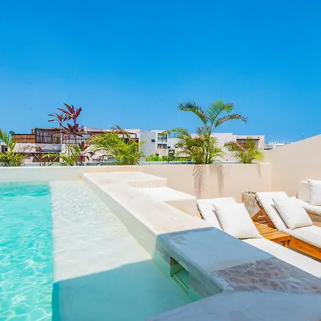 Aruna Tulum
