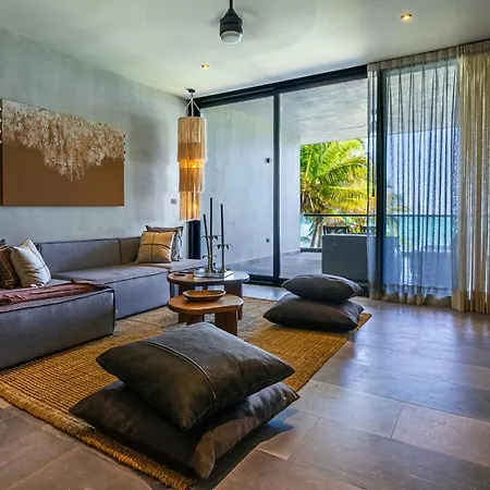 Luxury Beachfront 3br Tulum