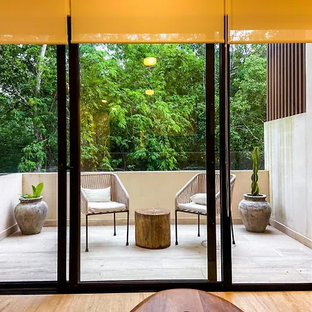 Apartment Chic Retreat With Wellness Amenities