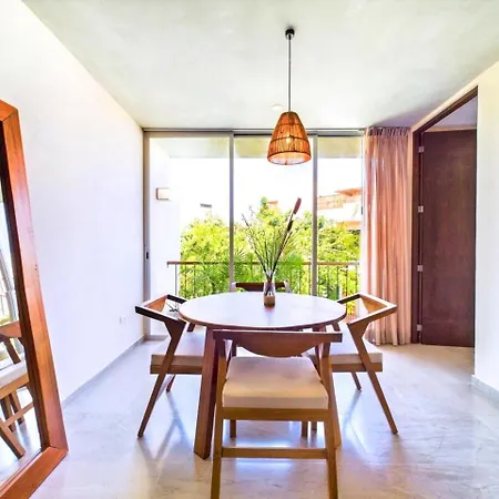 Aruna Tulum