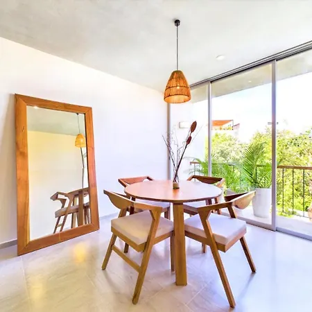 Aruna Apartment