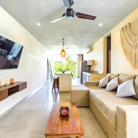 Aruna Apartment