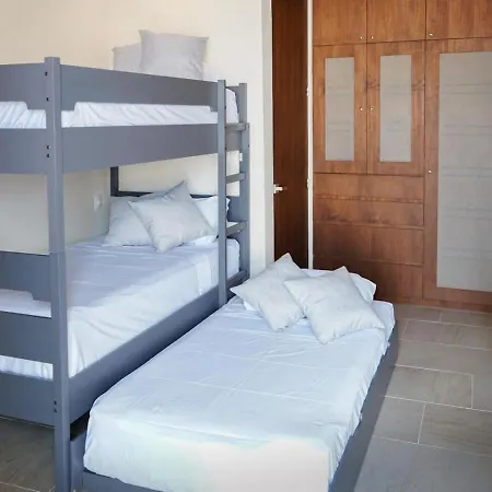 Aruna Apartment