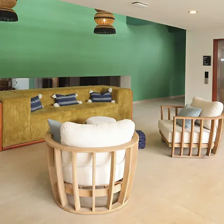 By Ihg Tulum