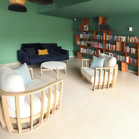 Hotel By Ihg 4*
