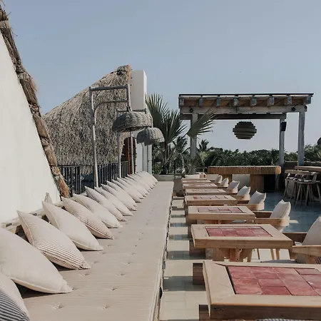 Panamera Hotel