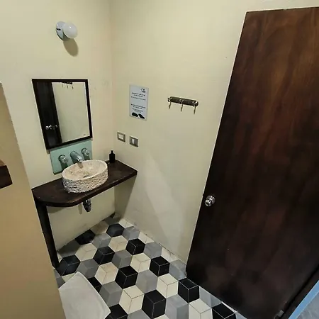 Hostal Maui *