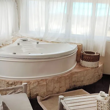 Estrellas - Located At The Party Zone Hotel Tulum