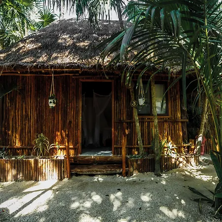 Co.bañitas Tulum
