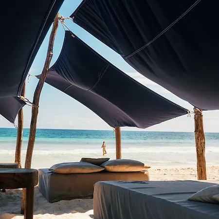 Hotel Libelula Beachfront